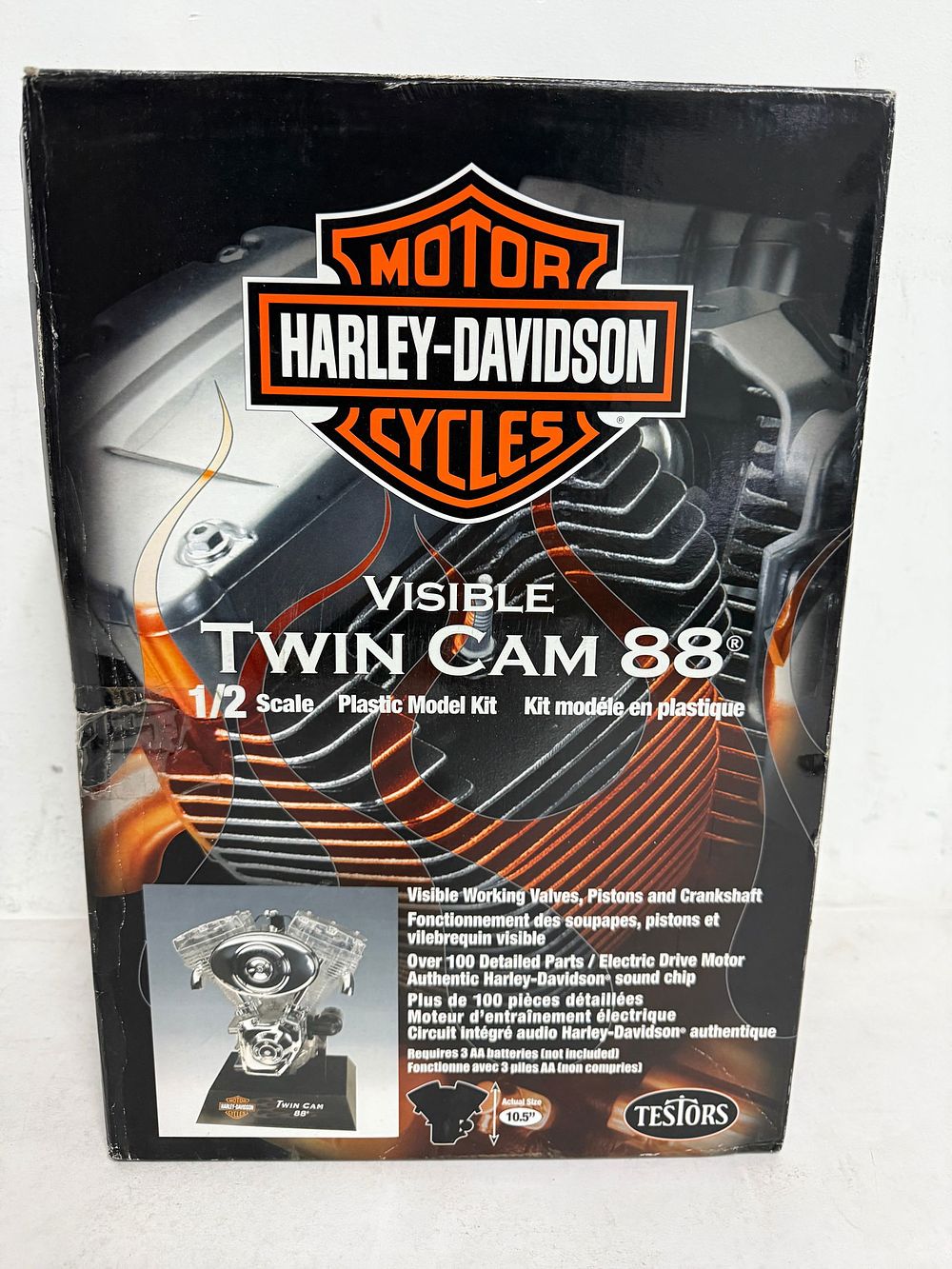 Lot 174: Harley Davidson Visible Twin Cam 88 Model Kit