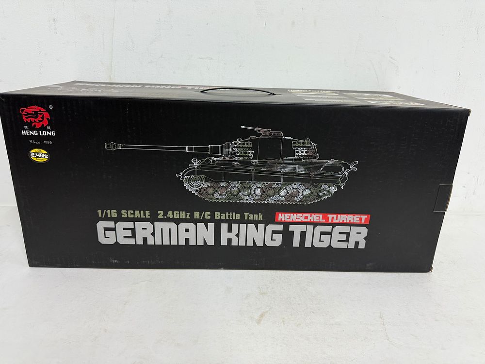 Lot 177: Heng Long R/C German King Tiger Tank