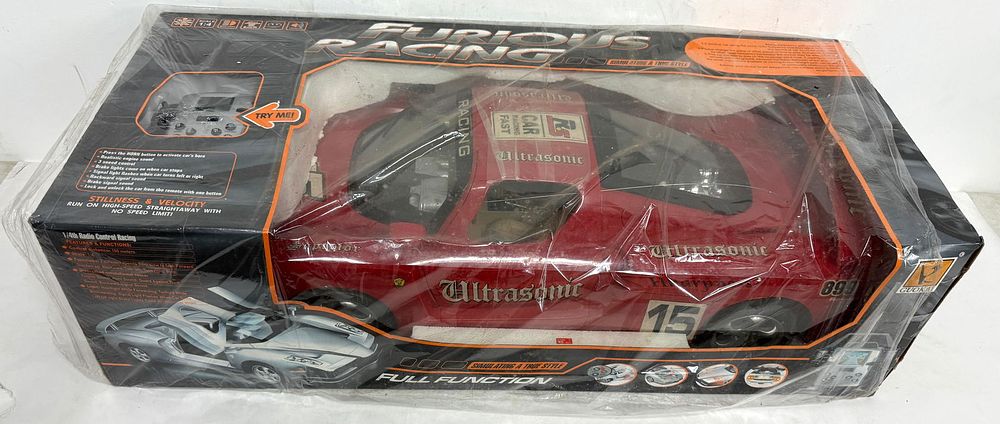 Lot 182: GUOKAI 1/4th Radio Control Race Car