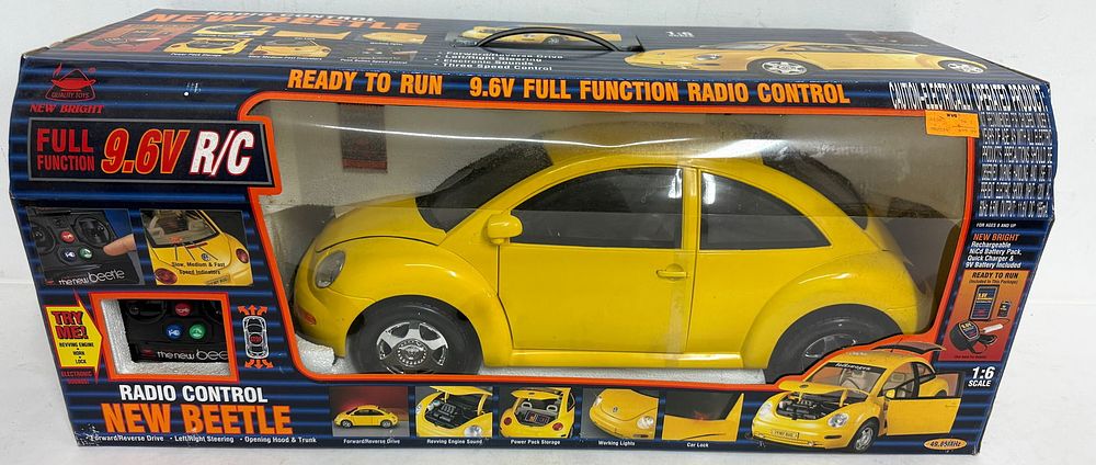 Lot 184: Radio Control New Beetle Yellow
