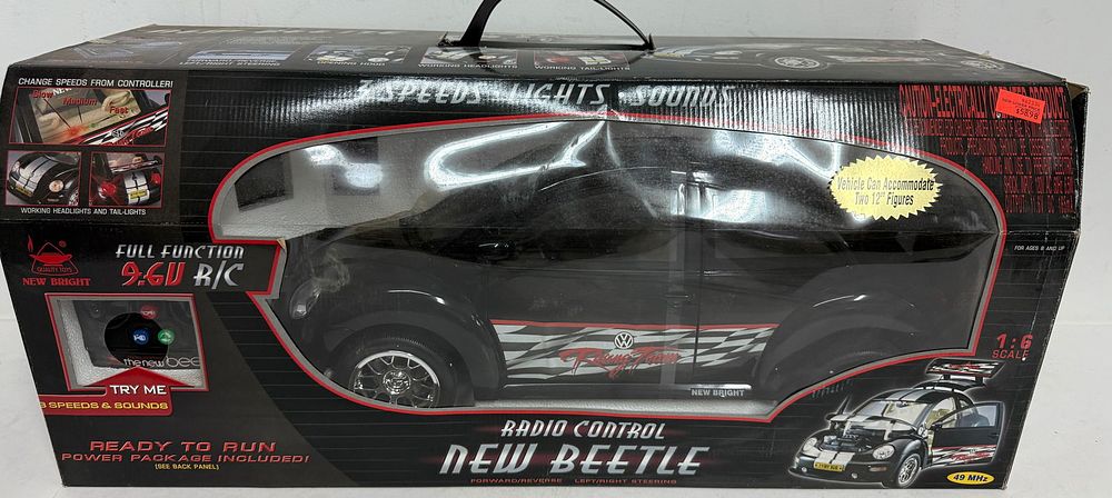 Lot 185: Radio Control New Beetle Black