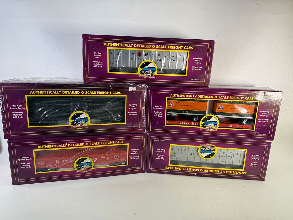 Lot 532: Lot of 5 MTH Freight Cars
