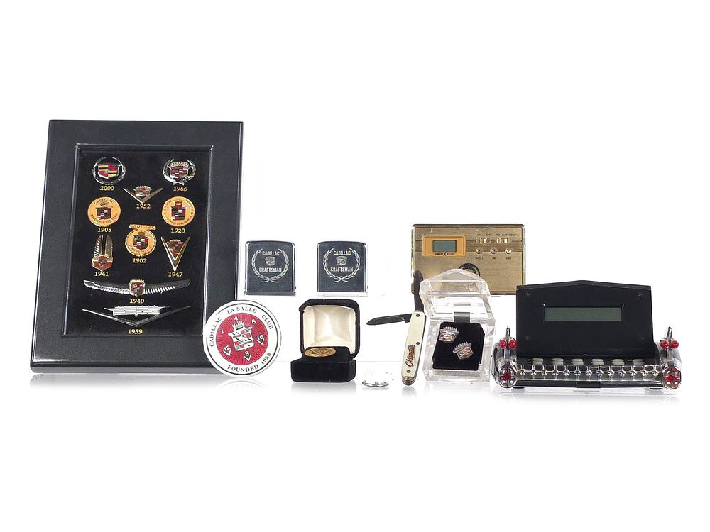 Lot 370: (9) Interesting Vintage Cadillac Collectible & Ephemera Items