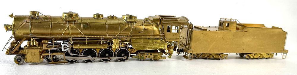Lot 561: "Brass" DM&IR 2-10-4 Steam Engine