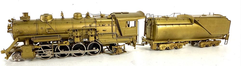 Lot 569: Brass GN 0-4 (2-8-2) w/Tender. MIB