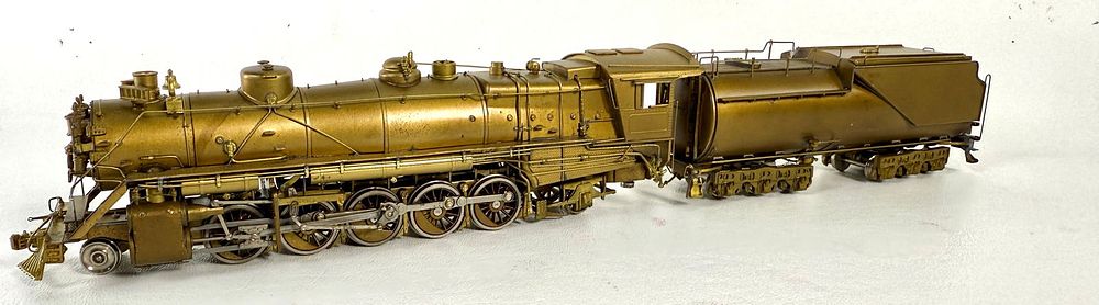 Lot 570: Brass GN Q-2 "HO" 2-10-2 w/Tender. MIB