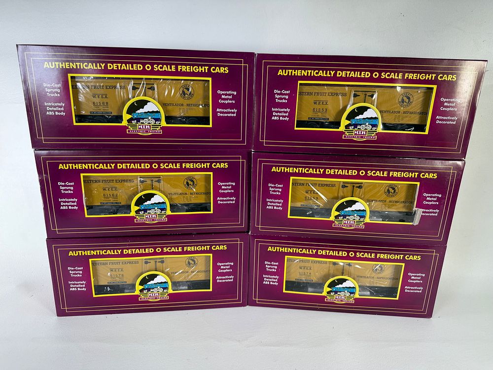 Lot 591: MTH Premier 36'  Reefer 6-Car Set. #20-90688