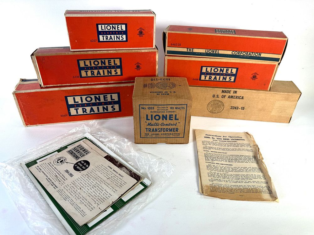 Lot 595: Lionel No.1535W Santa Fe Diesel Train Set RARE
