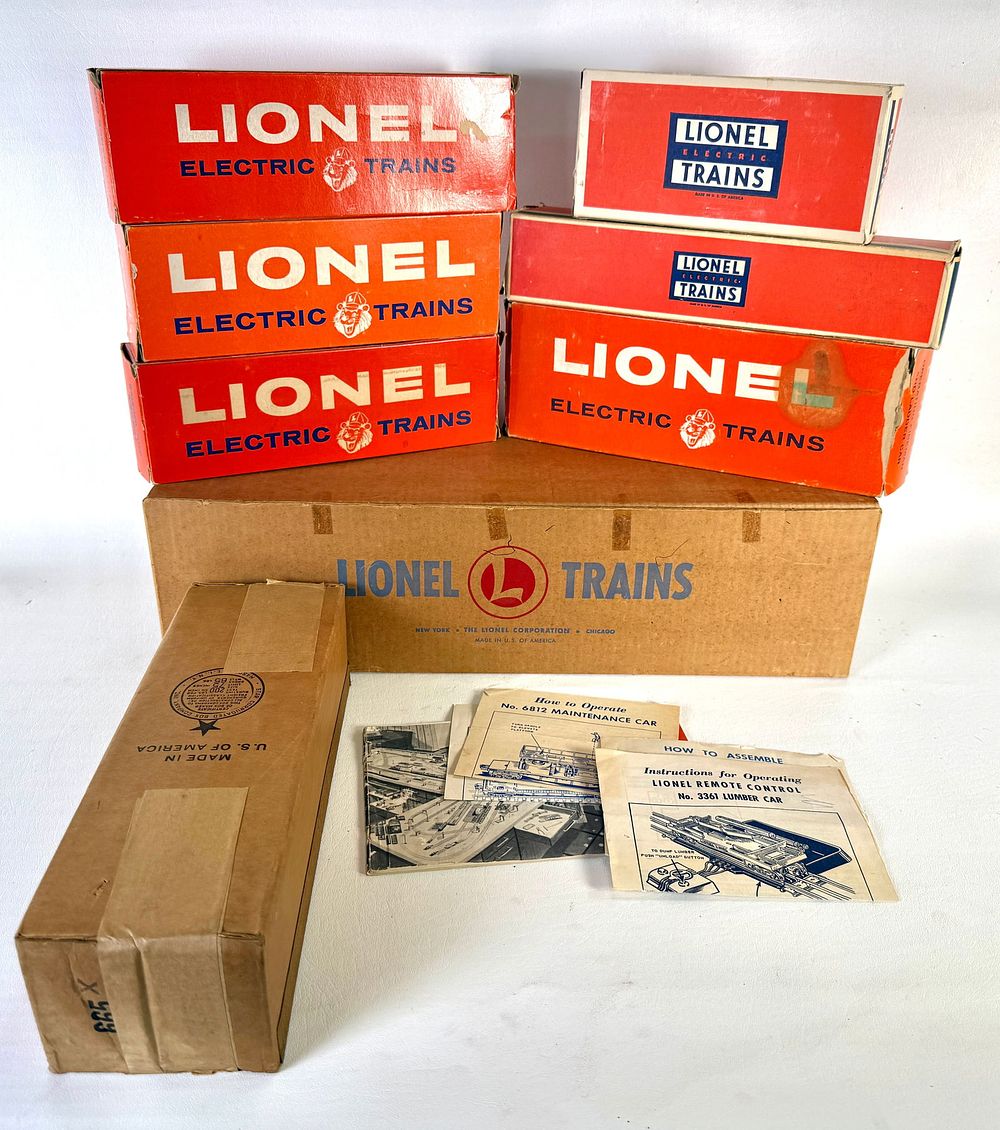 Lot 596: Lionel Train Set #2539 WS with Original Boxes.