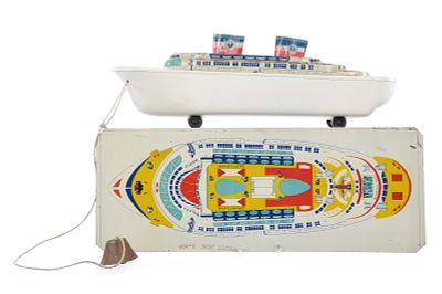 Wyandotte S.S. America Cruise Ship Pull Toy with Steel Boat Deck Map. An interesting and very 