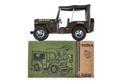 Tonka No. 304 Jeep Commander Boxed Pressed Steel. A pressed steel Tonka No. 304 Jeep Commander 