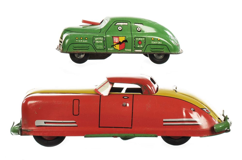 Lot 160: Wyandotte Conv. Coupe & Cortland FBI Riot Squad Car