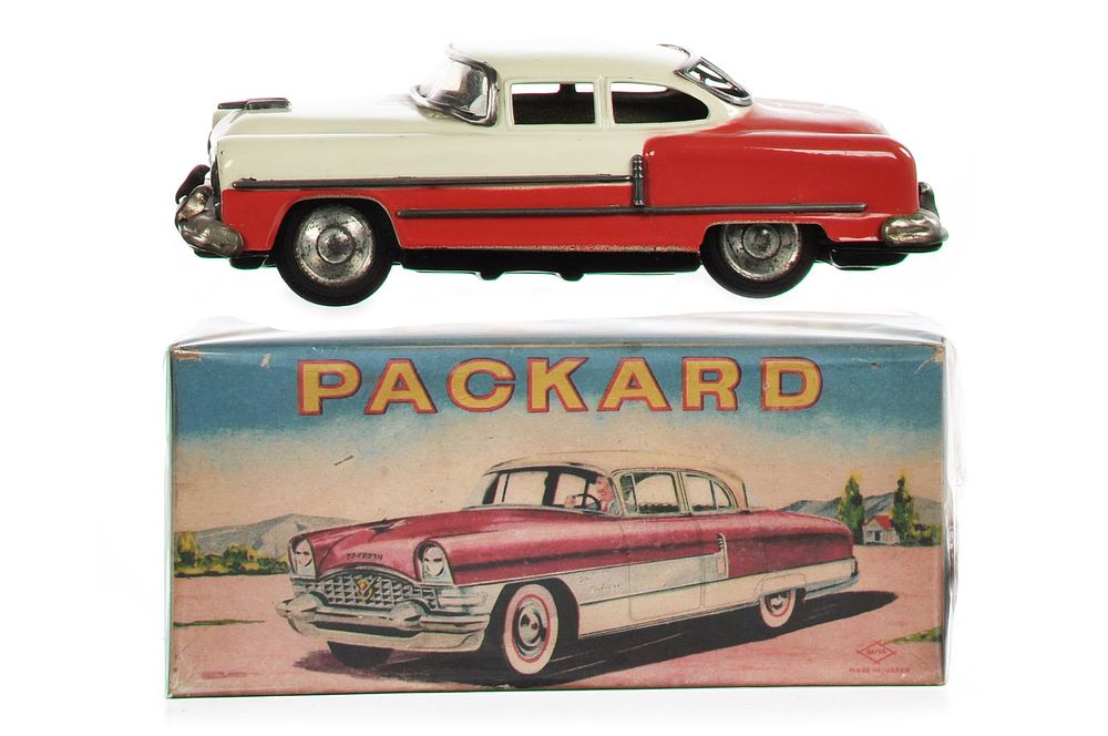 Lot 180: Daiya New Packard Japanese Tin Friction Car Boxed