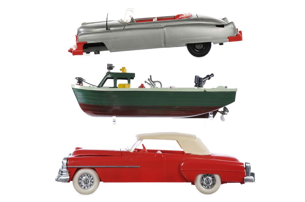 Lot 218: (3) Plastic Vehicles 2 Cars & a Police Boat Ideal
