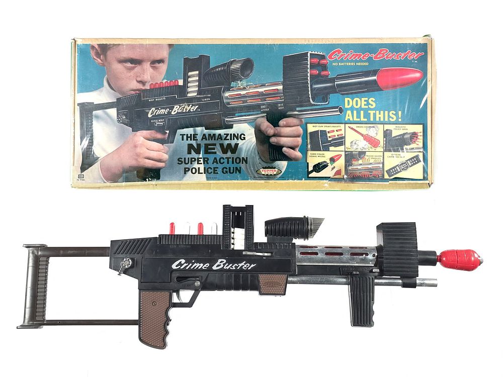 Lot 255: Topper Toys Crime-Buster Super Action Police Gun Boxed