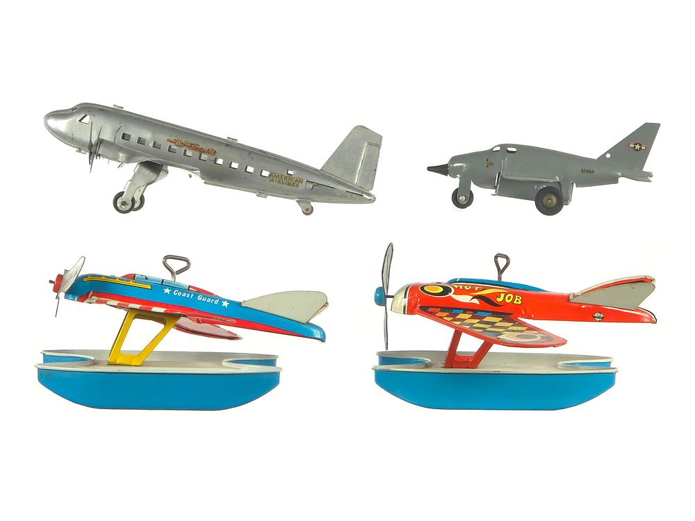 Lot 279: (4) Pressed Steel Airplanes Marx/Wyandotte/Ohio Art