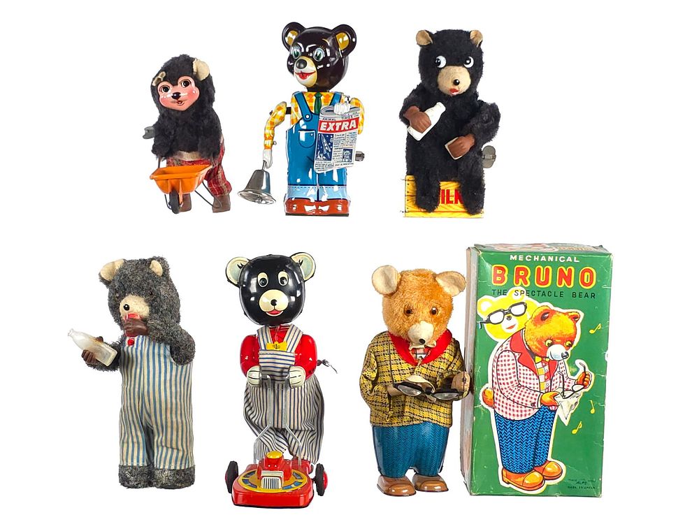 Lot 314: (6) Japanese Tin Windup Bears Alps Bruno & Others