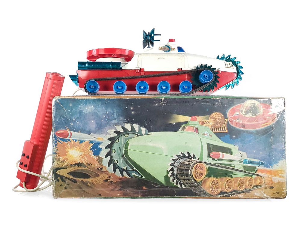 Lot 351: Paya Luna 70 Tanque Espacial R/C Batt. Op. Boxed