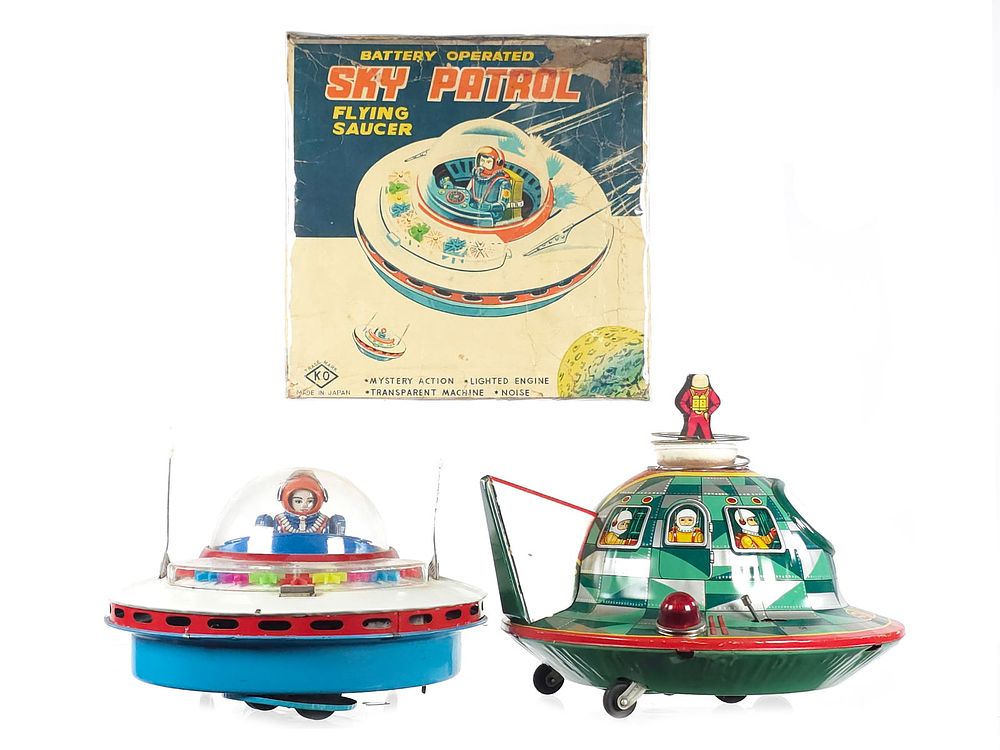 Lot 361: (2) Japanese Batt. Op. UFO Toys KO Boxed & Cragstan