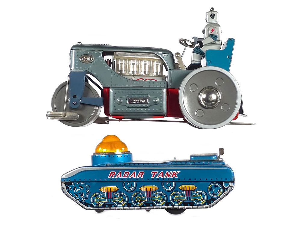 Lot 369: (2) Japanese Tin Robot & Space Vehicles