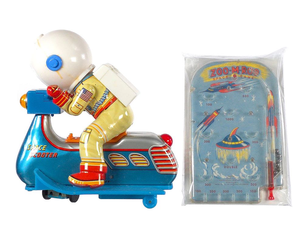 Lot 385: Modern Toys TM Batt. Op. Space Scooter & Game