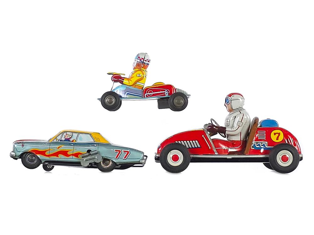 Lot 395: (3) Assorted Japanese Tin Race Vehicles
