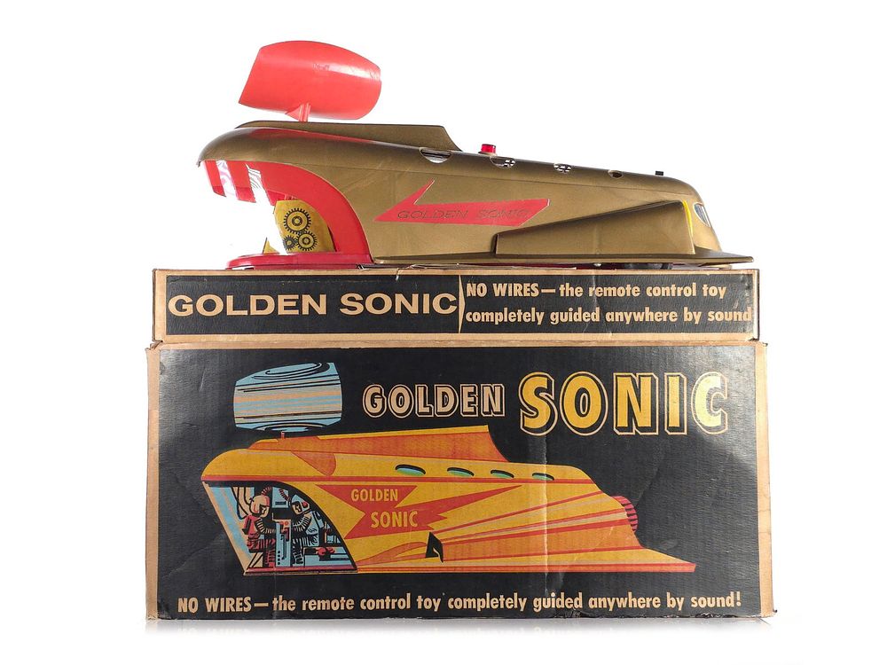 Lot 403: 1957 Tigrett Industries Golden Sonic Boxed