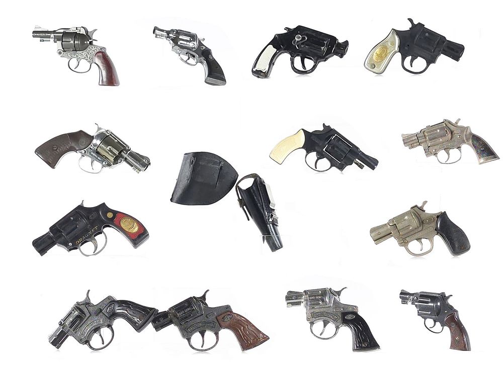 Lot 432: (13) Assorted Cap Guns Revolvers