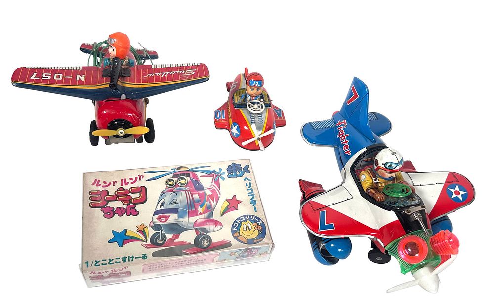 Lot 476: Airplane Tin Oddity Lot Japanese Makers