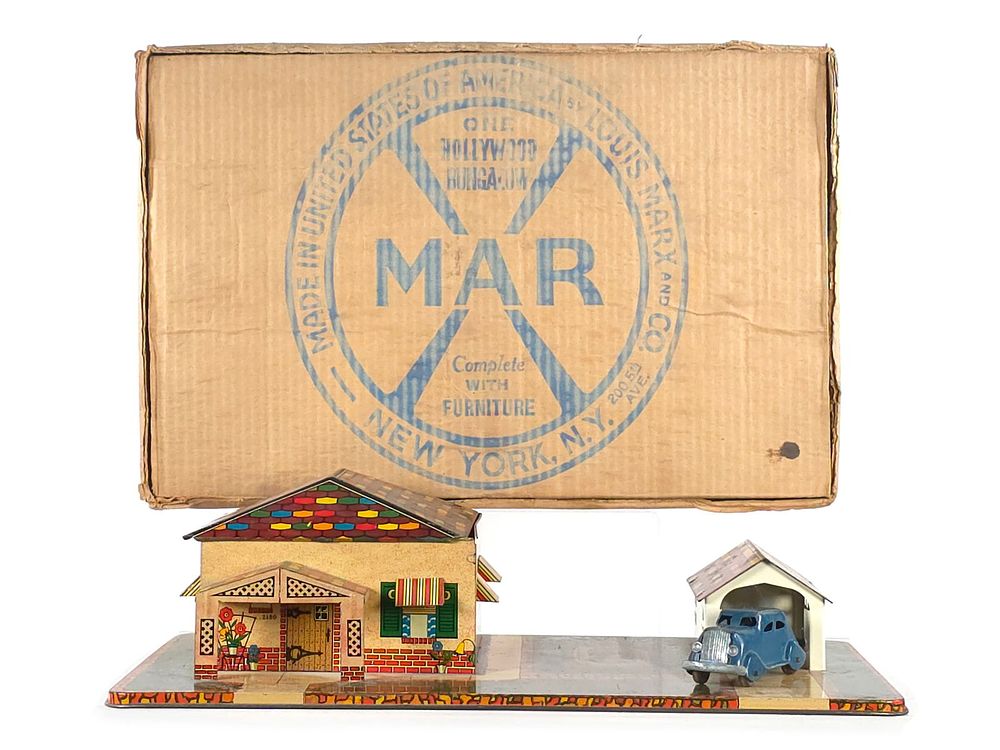 Lot 530: Marx ca. 1940s Hollywood Bungalow Boxed