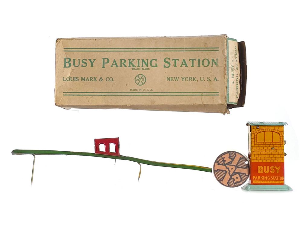 Lot 534: Marx Busy Parking Station 1928 Boxed