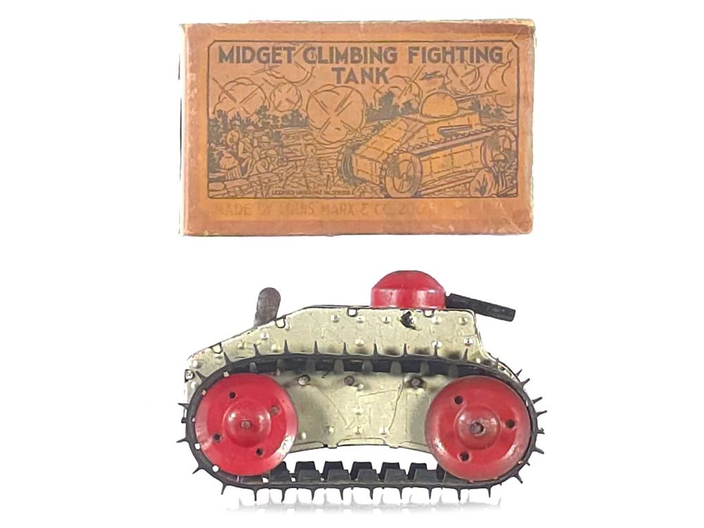 Lot 550: 1930 Marx Midget Climbing Fighting Tank Version #2 Boxed