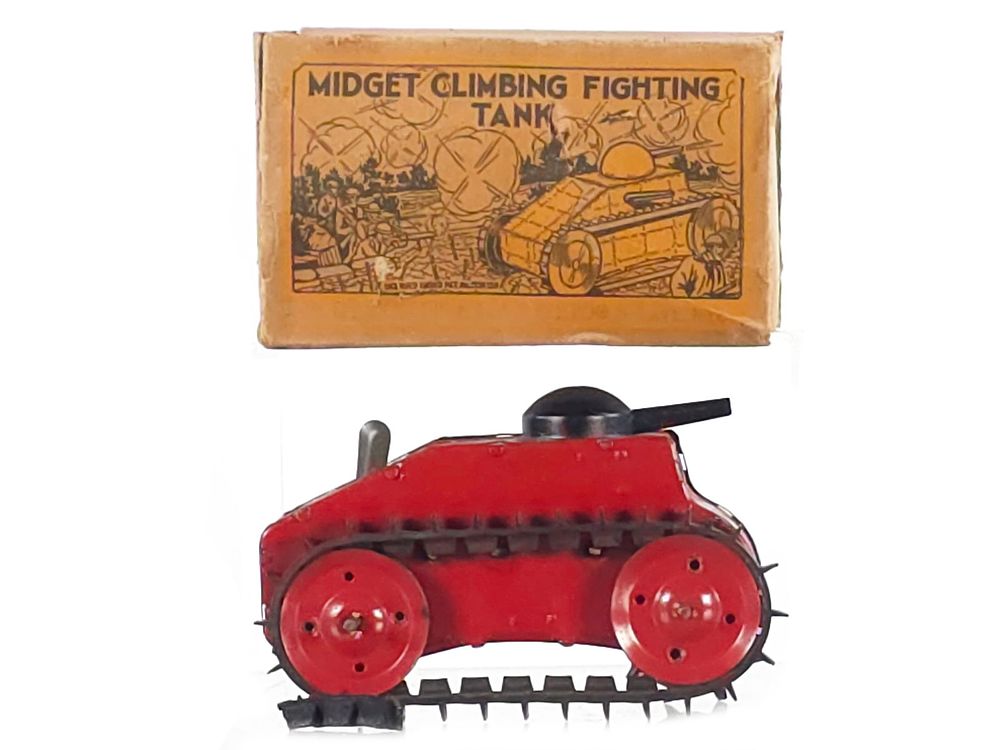Lot 551: 1930 Marx Midget Climbing Fighting Tank Version #2 Boxed