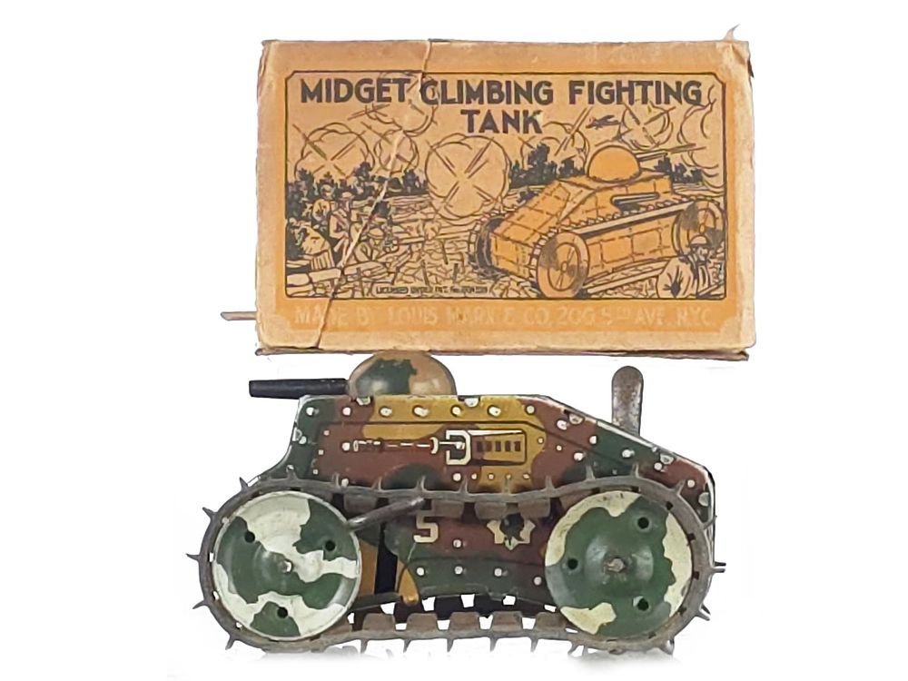 Lot 561: 1940s Marx Midget Climbing Fighting Tank Version #4 Boxed