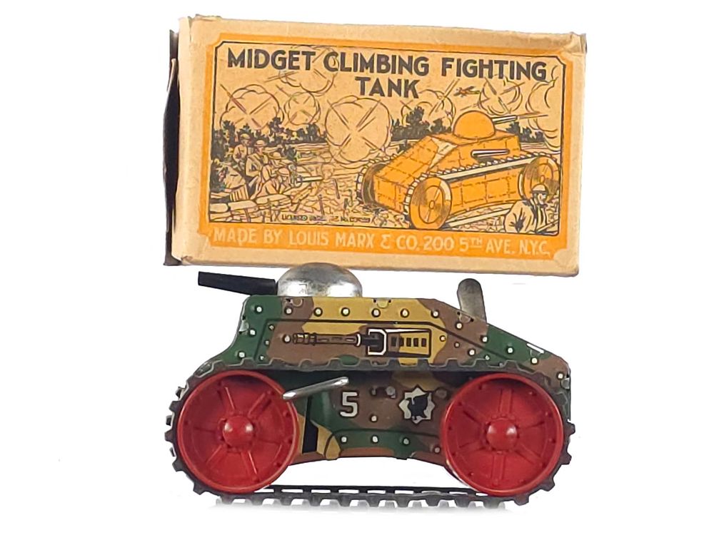 Lot 563: 1950s Marx Midget Climbing Fighting Tank Version #5 Boxed