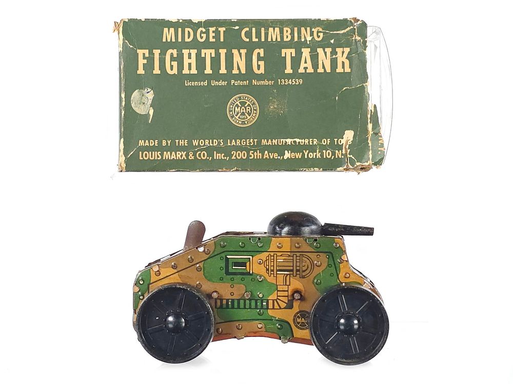 Lot 566: 1950s Marx Midget Climbing Fighting Tank Version #5 Boxed