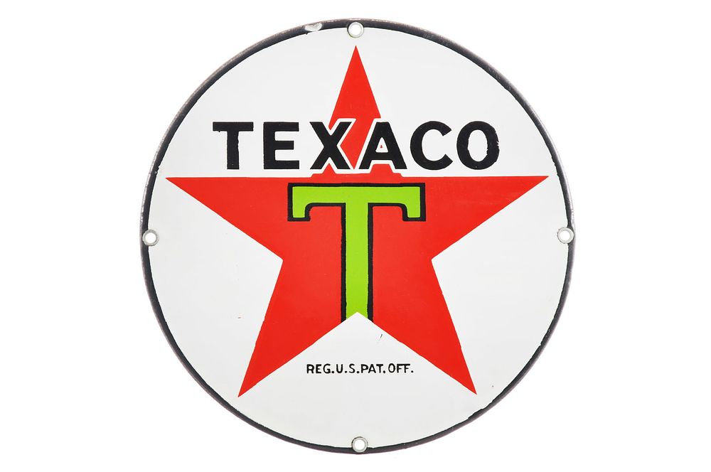 Lot 153: 1920s Texaco Porcelain Gas Pump Plate 8"