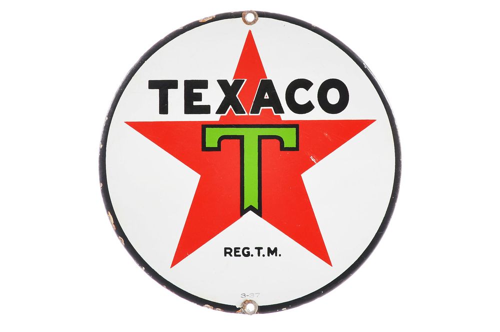 Lot 159: Texaco Porcelain Gas Pump Plate 8"