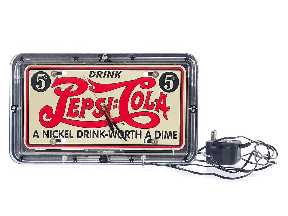 Lot 205: Teltime Pepsi-Cola Neon Clock 14"