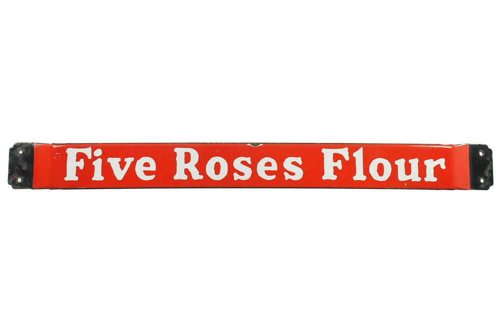 Lot 340: Five Roses Flour Single-Sided Porcelain Door Push