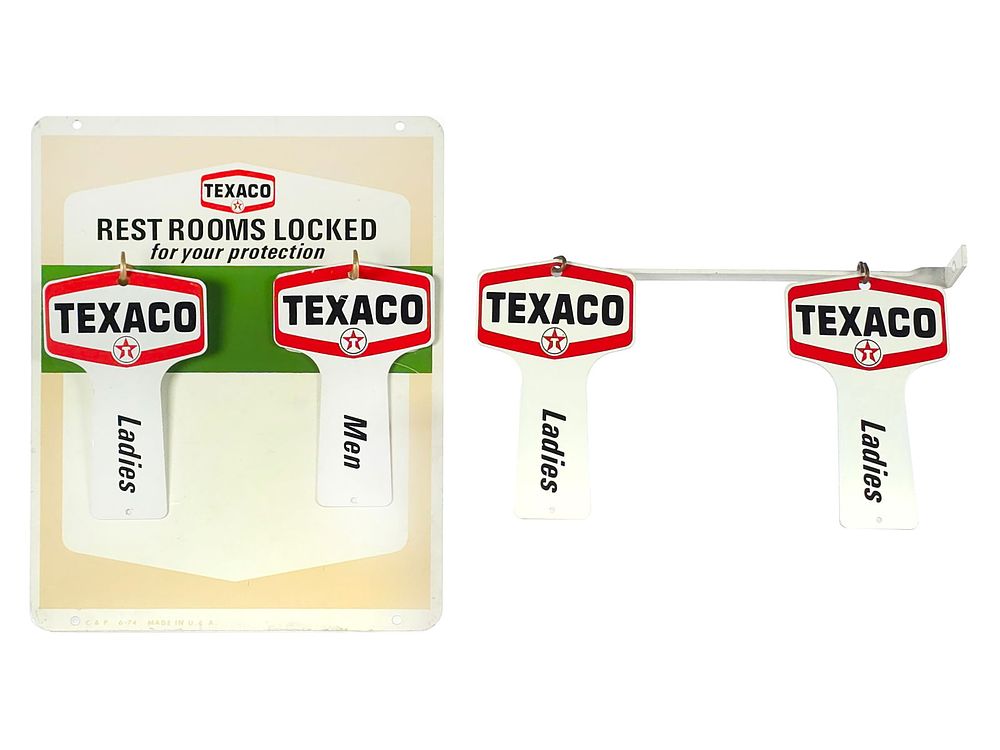 Lot 407: Texaco Bathroom Key Holder with 4 Keys