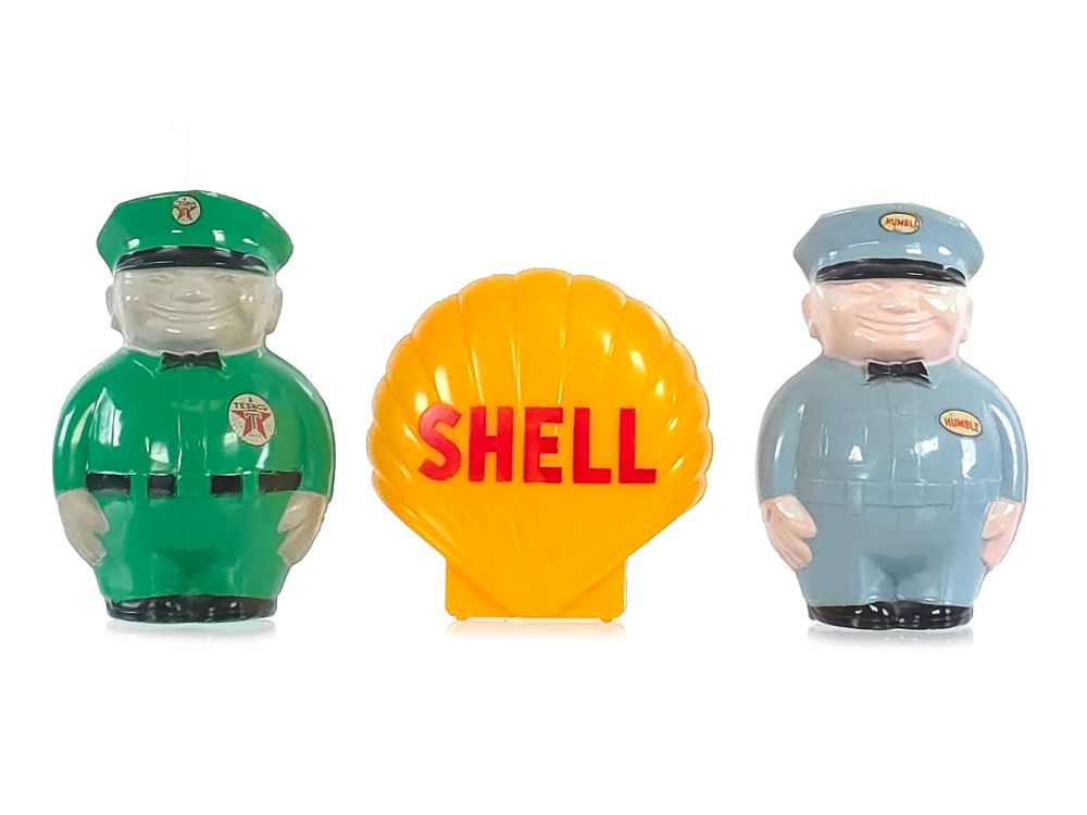 Lot 422: (4) Gas Station Attendant Piggy Banks