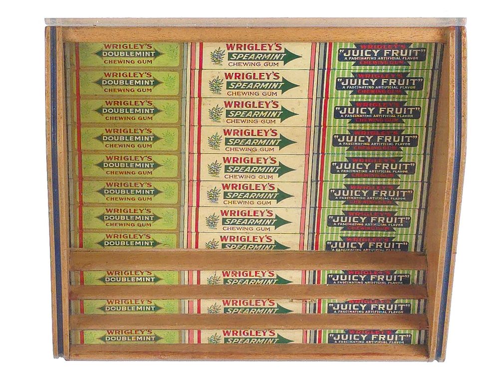 Lot 278: 1930s Wrigley's Chewing Gum Counter Top Display