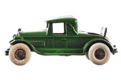 Clean A.C. Williams Cast Iron Bearcat Auto. Early cast iron car by A.C. Williams in extra clean 