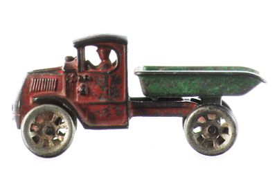 Arcade Mack Truck Red and Green Cast Iron. Gift set style medium Mack truck in red and green 