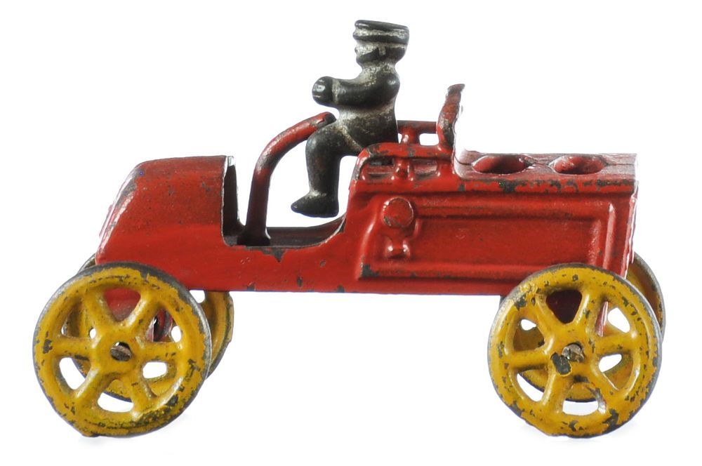 Lot 152: Hubley Fire Chief Car Cast Iron