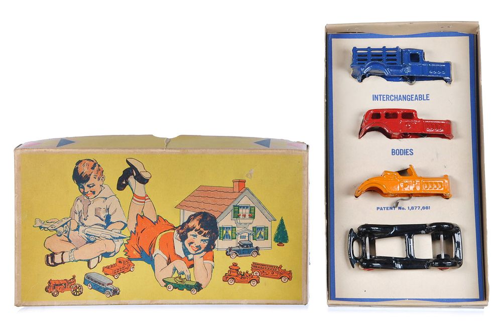 Lot 155: N.O.S. No. 612 A.C. Williams Cast Iron Take-A-Part Car and Truck Set