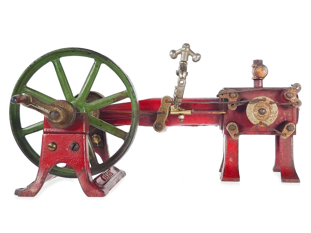 Lot 217: Kenton Toys Deluxe Steam Piston Engine Cast Iron