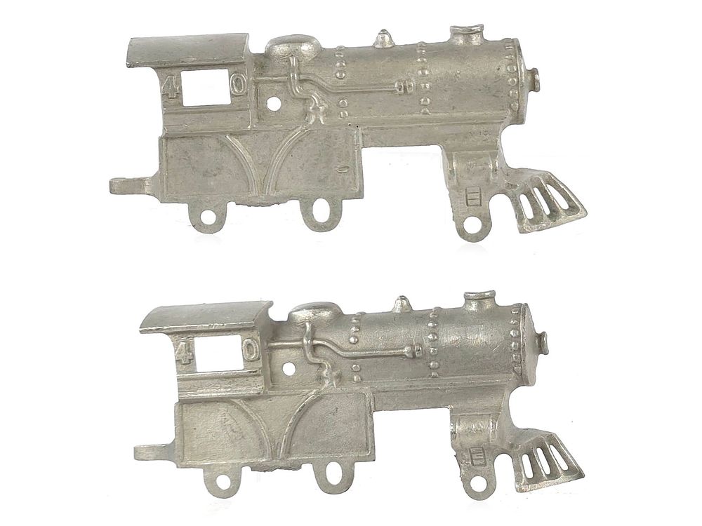 Lot 389: Grey Iron Three Band Cast Iron Train Pattern