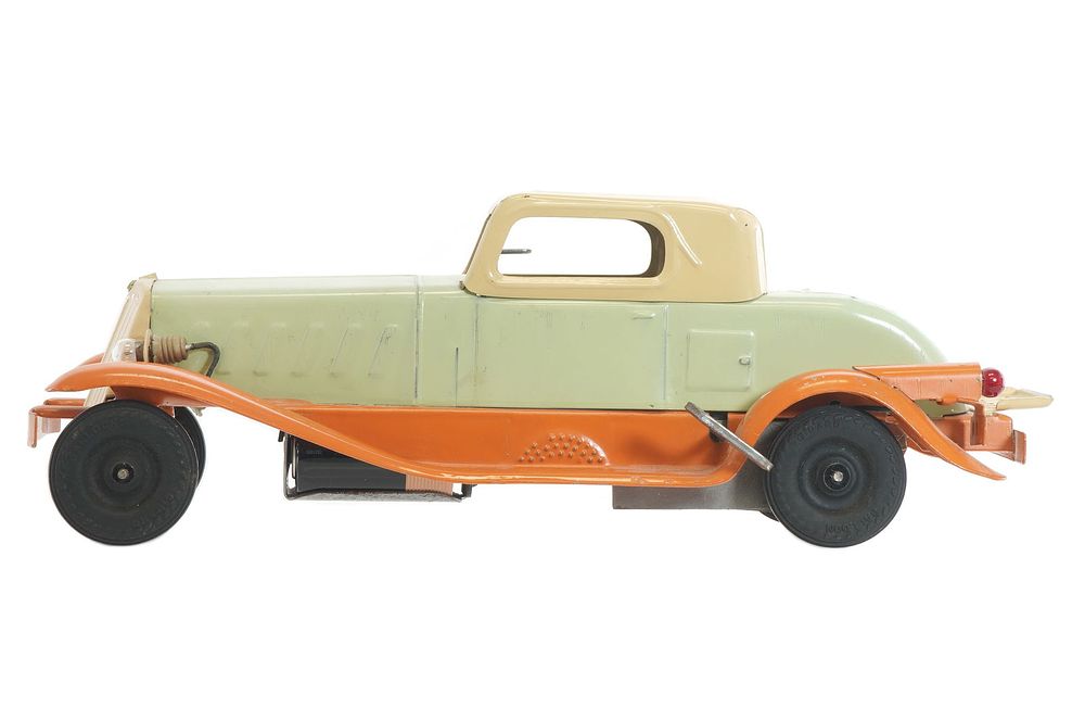 Lot 422: Girard Pierce Arrow Orange & Tan Steel Windup
